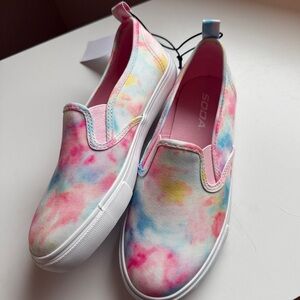 SODA brand kids the-dye shoe-size 2 (girls/big kids)